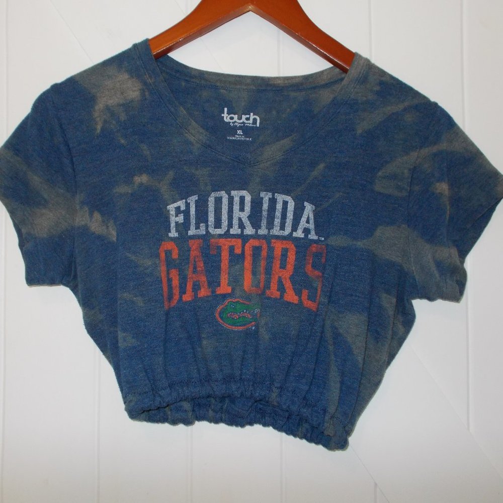 Reworked Cropped University of Florida Gators Hand Bleached T-Shirt Size XL